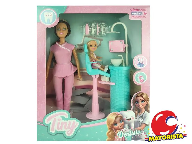 [7453105020160] MUNECA TINY DENTISTA C/ACCESORIOS CAJA 33X26 (54462) KADA