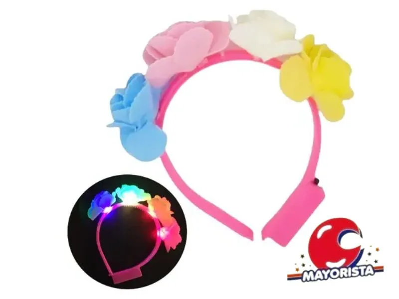[8034107003017] VINCHA C/LUZ 4 FLORES GOMA EVA (YJ0411) YJ IMPORT